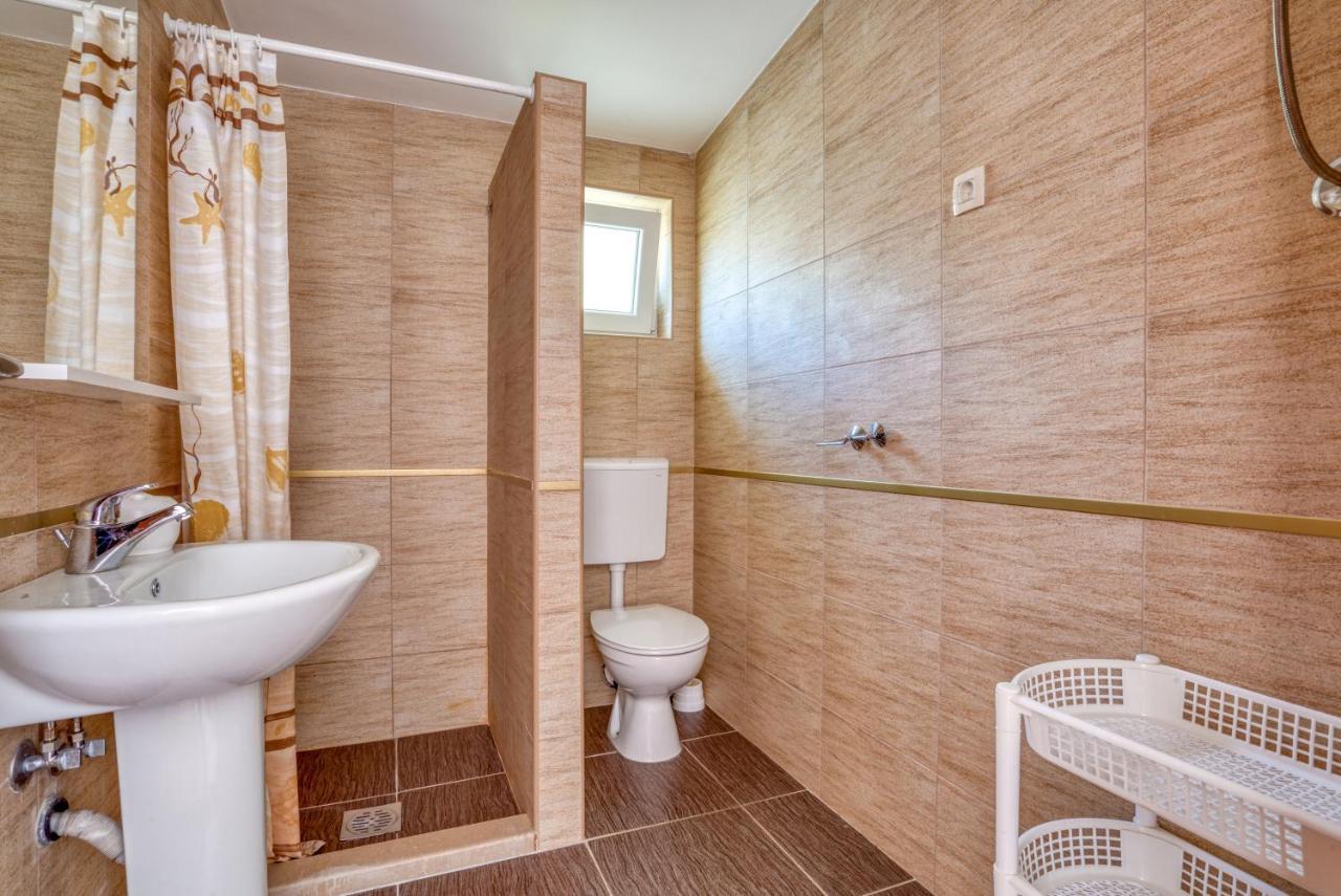Apartmani Olga Petrovac Exterior foto