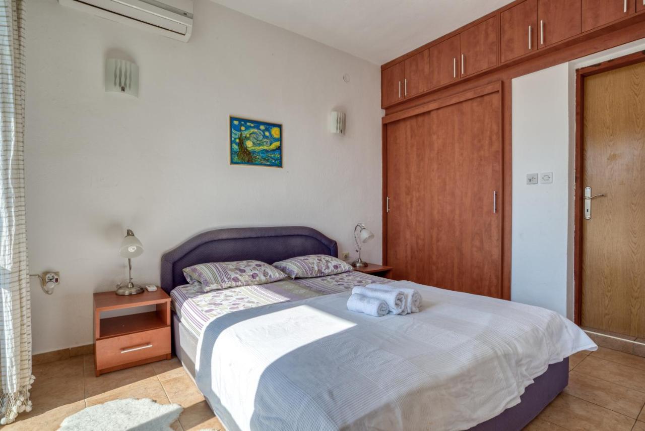Apartmani Olga Petrovac Exterior foto