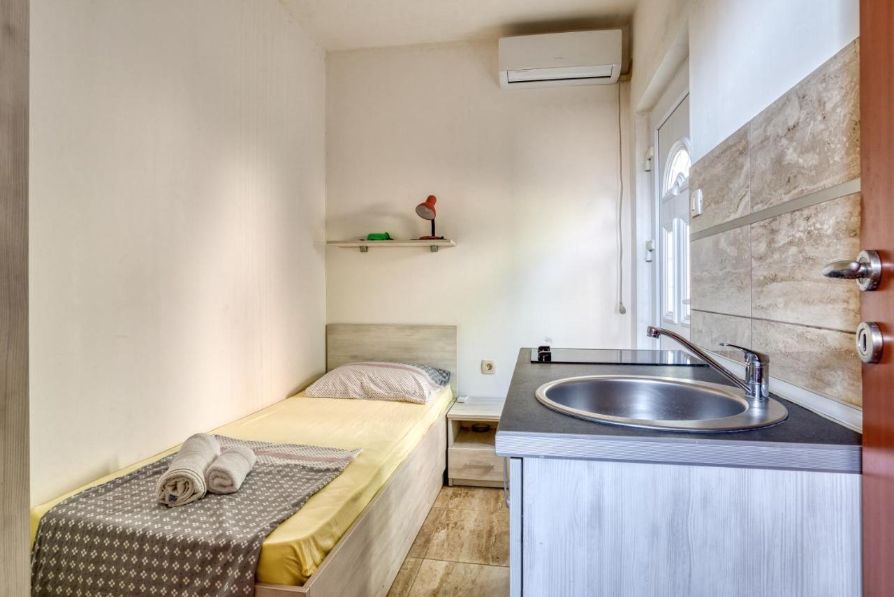 Apartmani Olga Petrovac Exterior foto